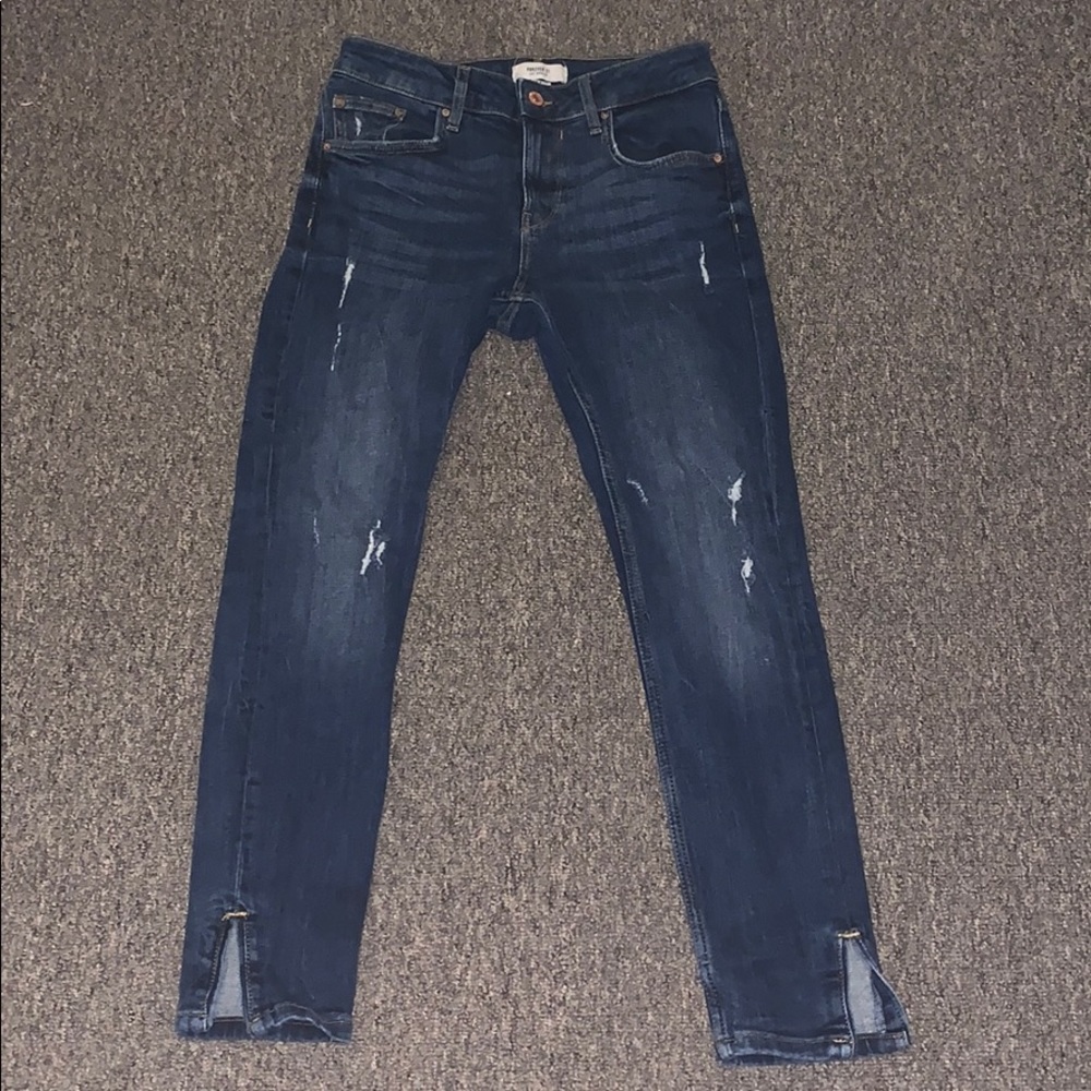 Dark denim jeans!!